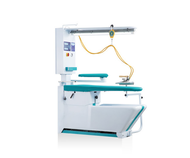 豪华吸鼓风熨烫台